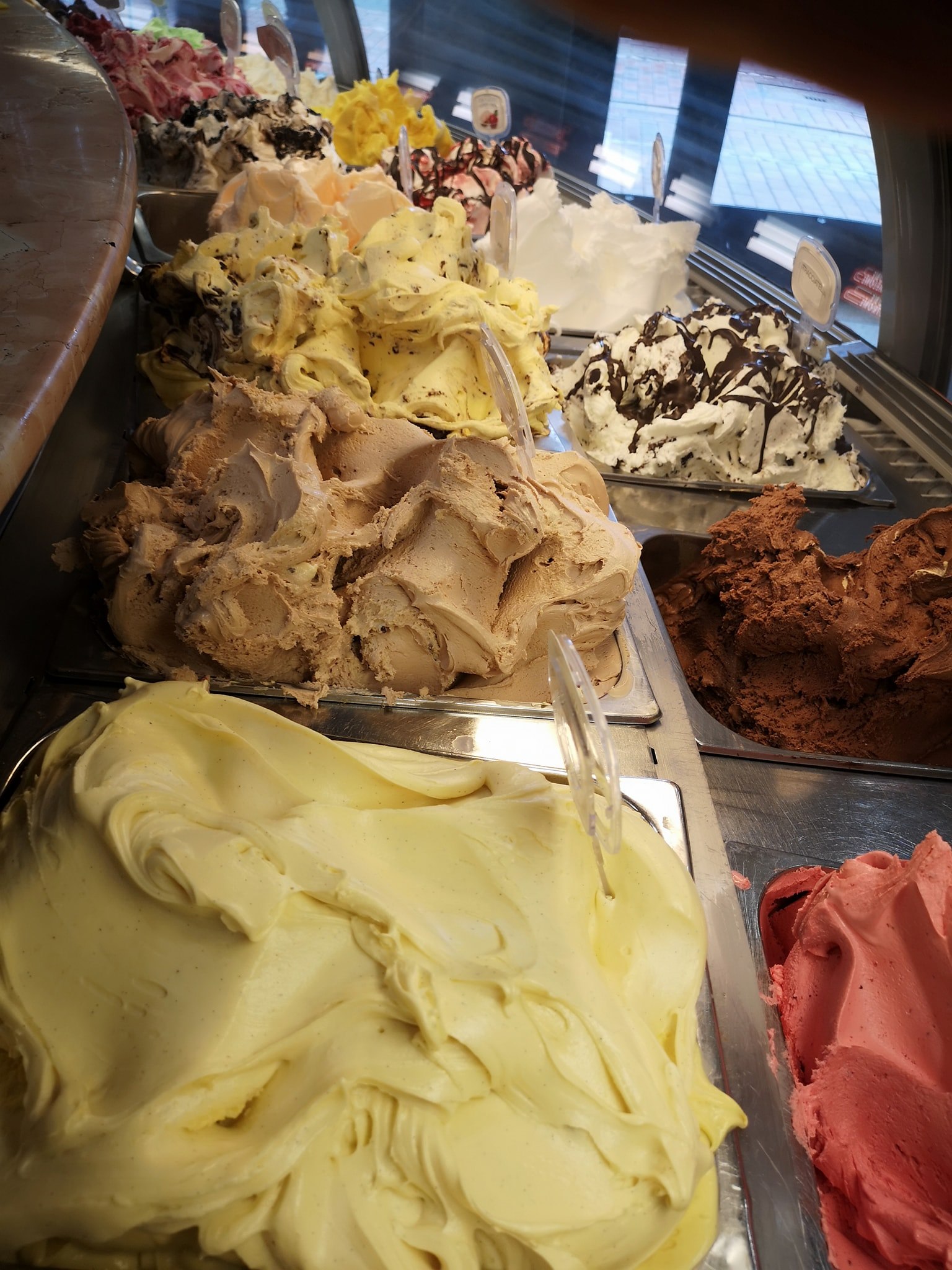 Unsere Eisspezialitäten – Eiscafe Miriam